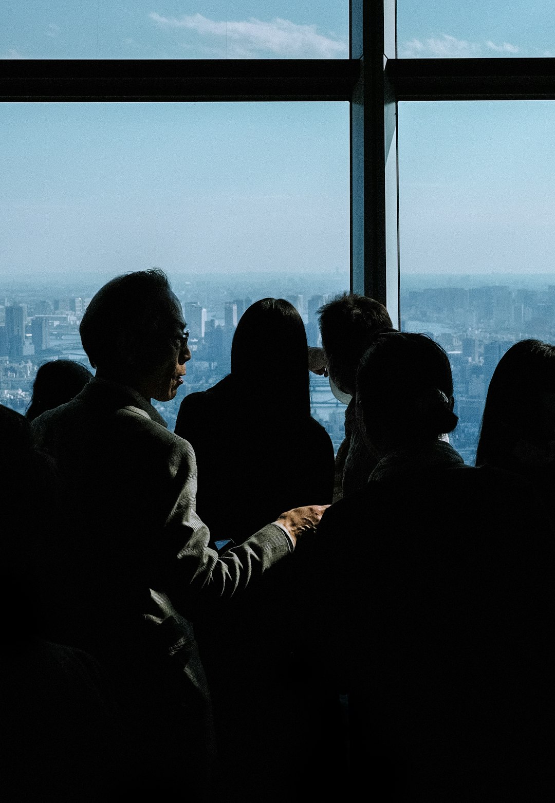 5 Bank Branch Manager Resume Examples & Guide for 2025 1 silhouette of crowd inside building bank team leader sales increase profit chart