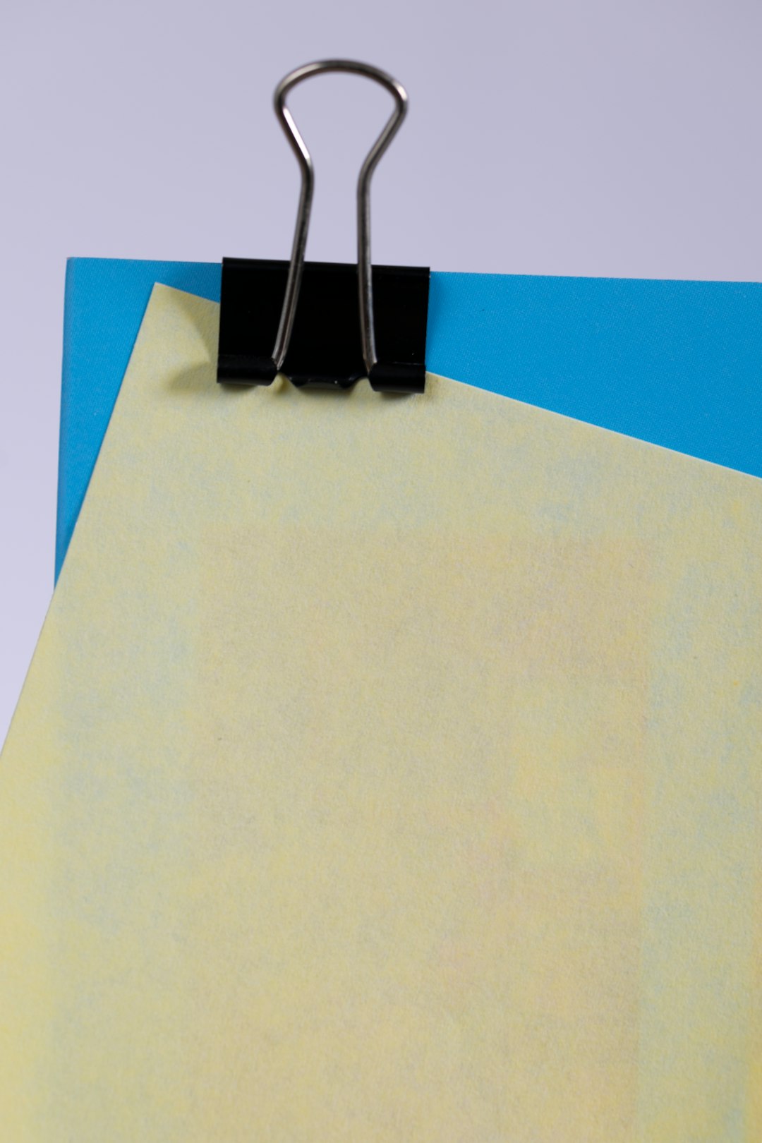 a clipboard with a piece of paper attached to it sale banner marketing promotion shopping bag 1