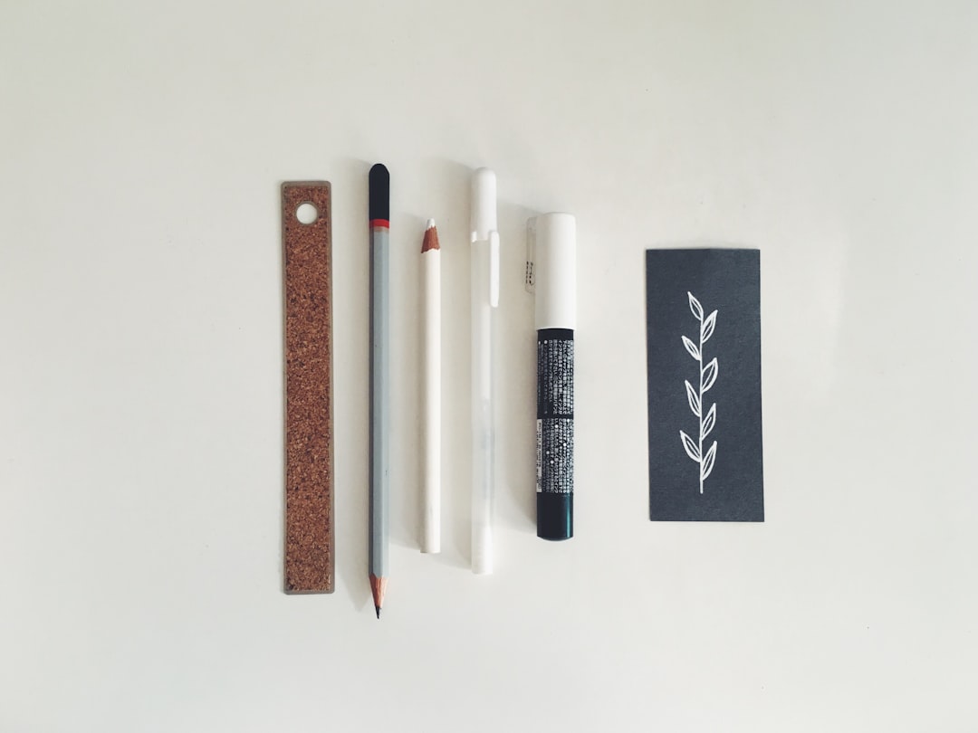Squarespace Website Templates: Blog Layouts that Rank 1 assorted color pens minimalist blog brine template mobile friendly layout
