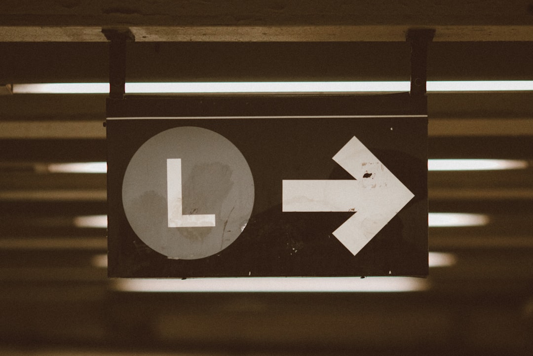 black and white arrow sign customer journey flowchart broken logic