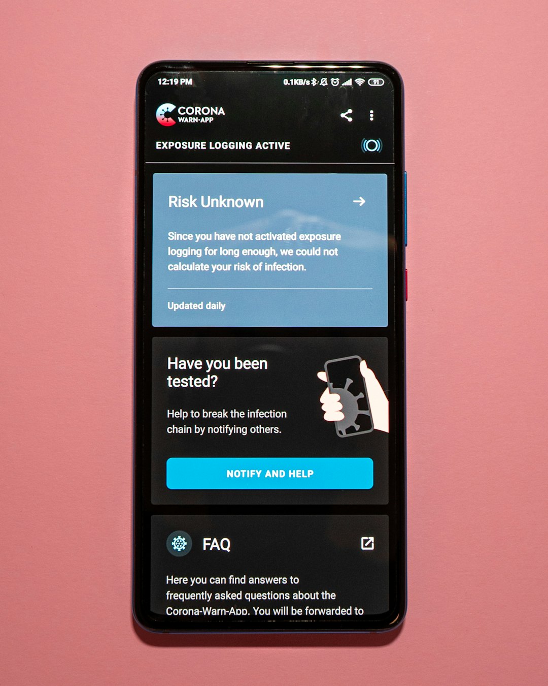black android smartphone displaying facebook application smartphone icons app migration 2fa setup
