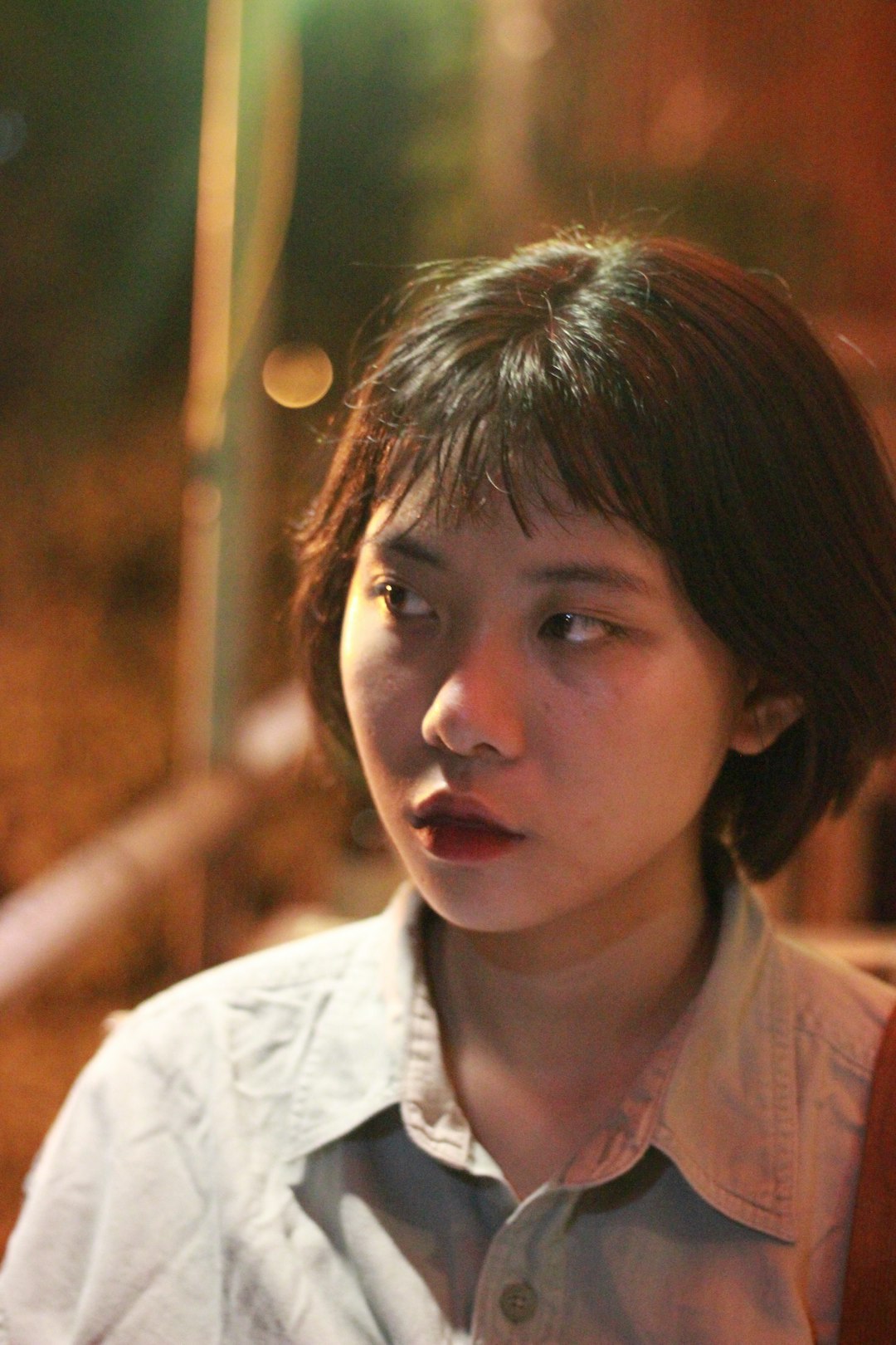 woman wearing brown dress shirt lee seo hwan acting dramatic scene emotional